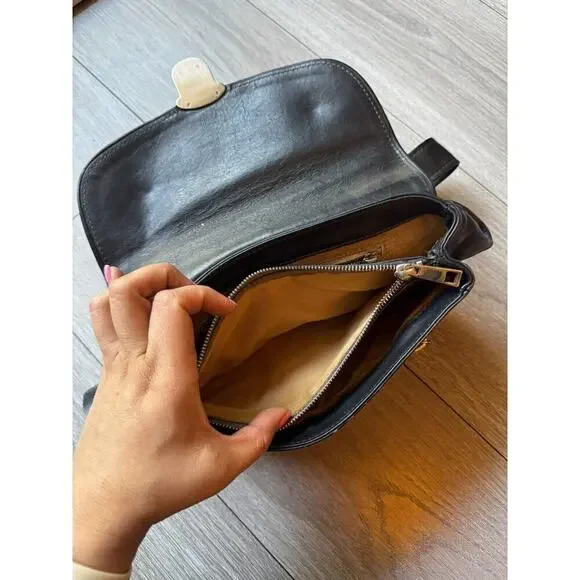 Mark Jacobs rare Vintage black leather bag with lock - Picture 9 of 16